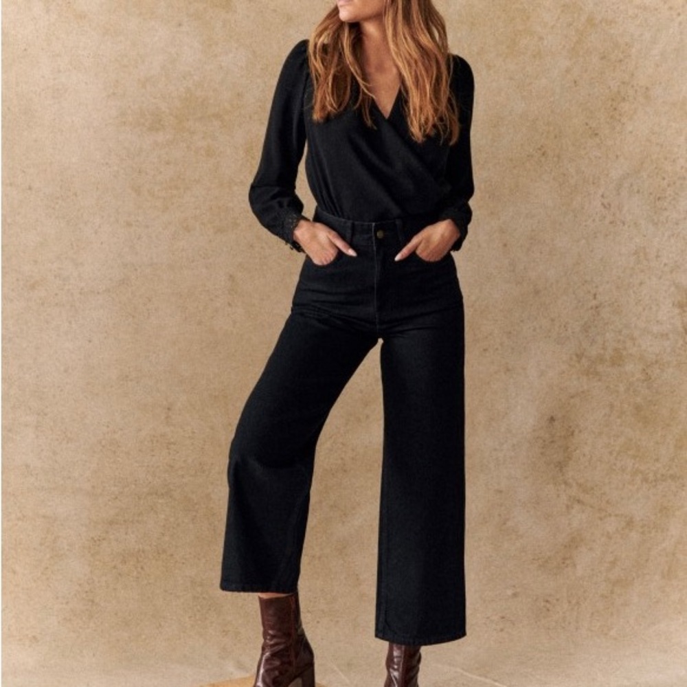 Sézane Le Crop Black Denim Trousers, never worn, size 4